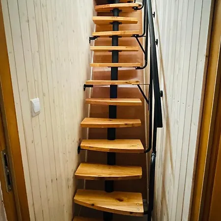 I Letniskowy Pod Kasztanem 民宿 *