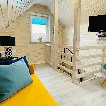 I Letniskowy Pod Kasztanem * 亚斯塔尔尼亚