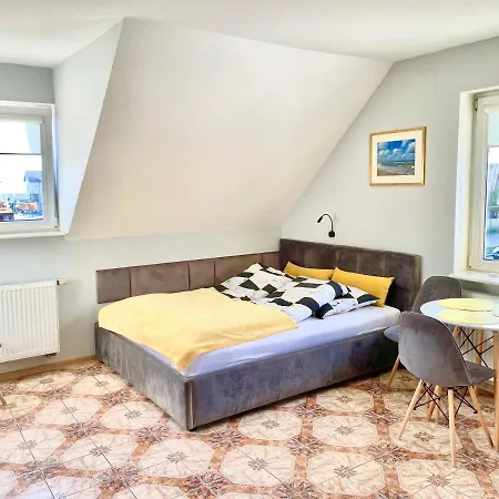 I Letniskowy Pod Kasztanem *