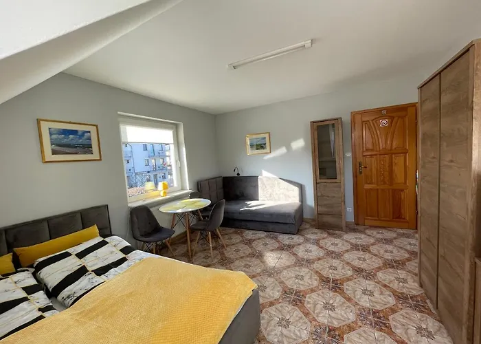 I Letniskowy Pod Kasztanem בית אירוח יאסטארניה