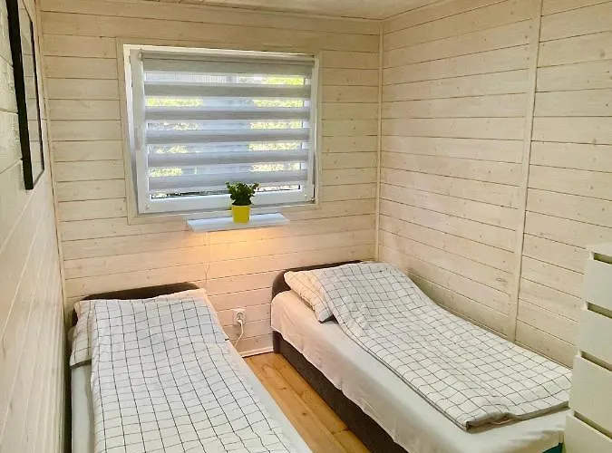 I Letniskowy Pod Kasztanem בית אירוח יאסטארניה